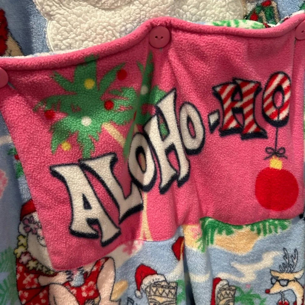 Women's large Secret Treasures Aloho Christmas Onesie zip‎ large